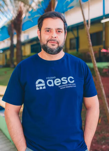 Imagen area da fachada do colégio AESC